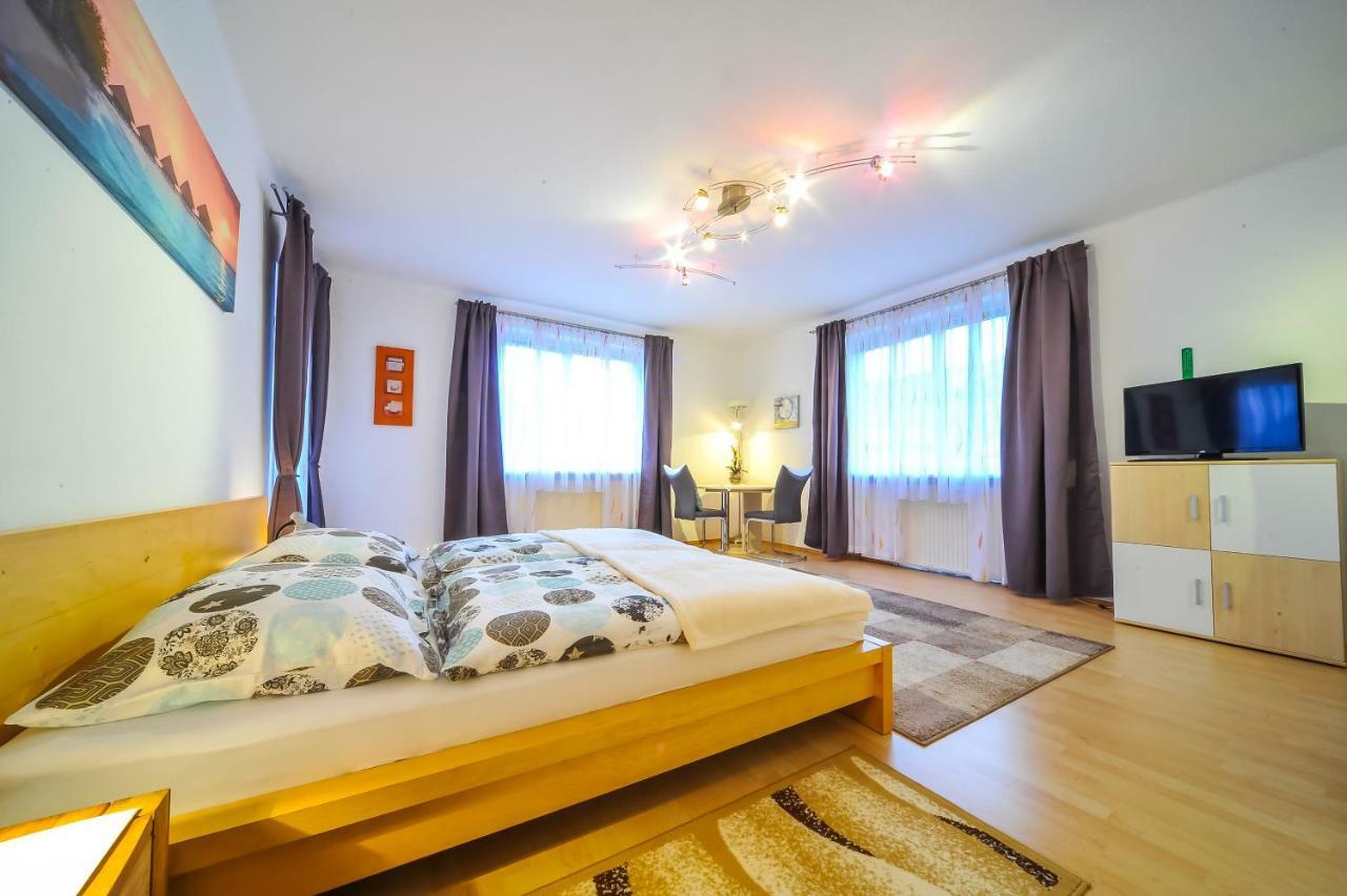 Privatzimmer Haus Erika Sankt Peter-Freienstein Εξωτερικό φωτογραφία