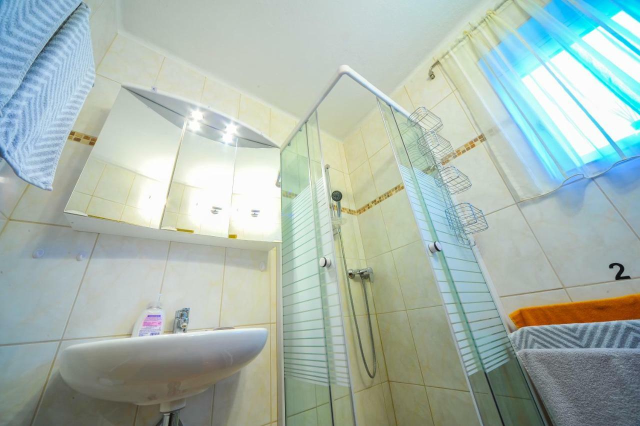 Privatzimmer Haus Erika Sankt Peter-Freienstein Εξωτερικό φωτογραφία