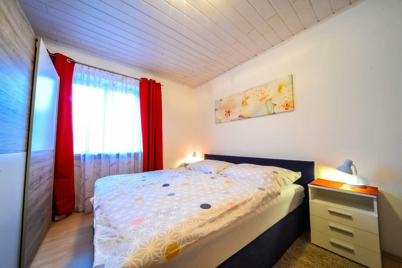 Privatzimmer Haus Erika Sankt Peter-Freienstein Εξωτερικό φωτογραφία