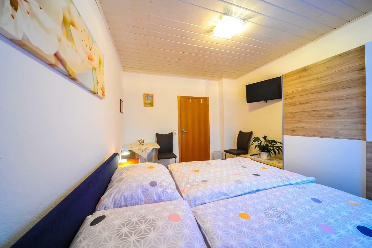 Privatzimmer Haus Erika Sankt Peter-Freienstein Εξωτερικό φωτογραφία