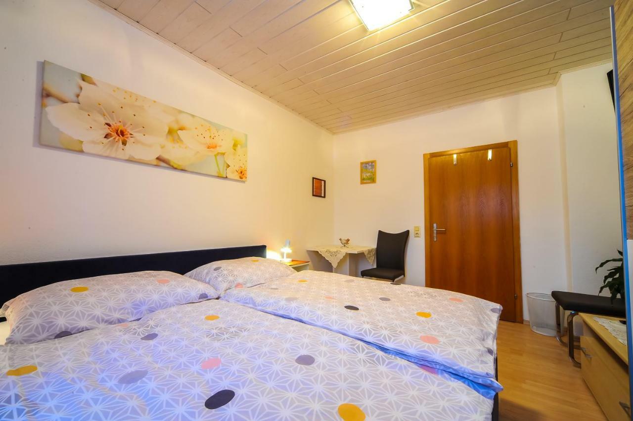 Privatzimmer Haus Erika Sankt Peter-Freienstein Εξωτερικό φωτογραφία